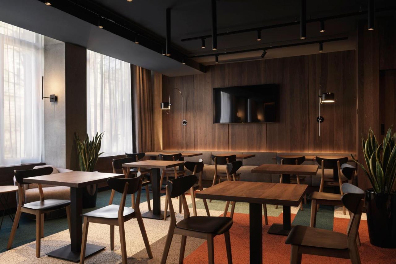 Moxy Belgrade Belgrado Exterior foto