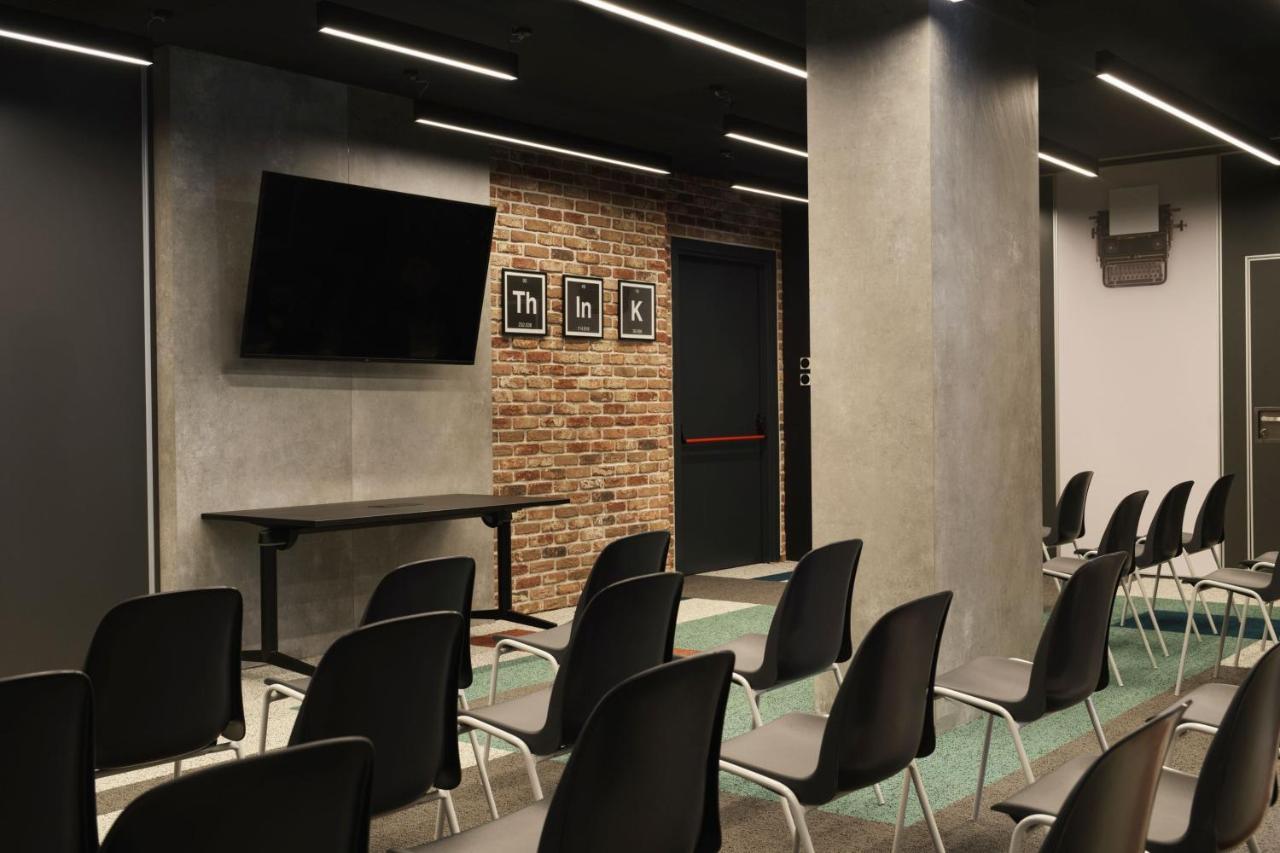 Moxy Belgrade Belgrado Exterior foto